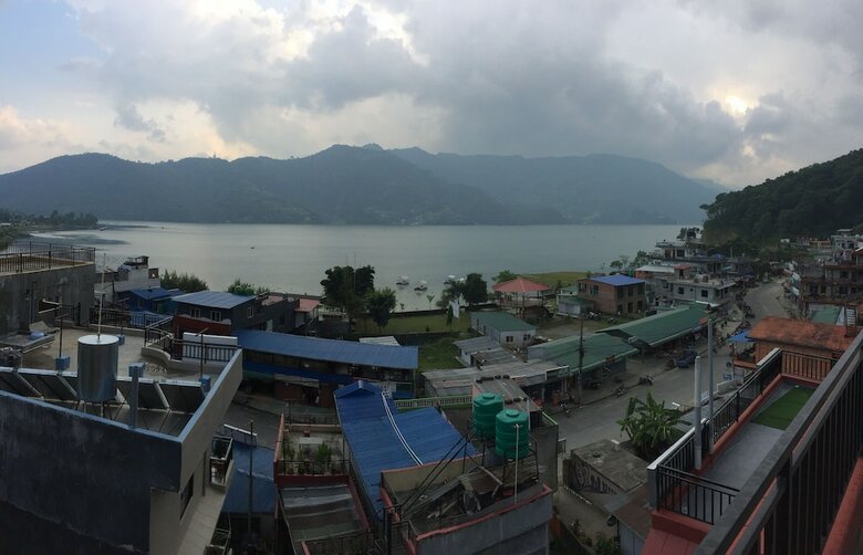 Hotel Golden Lake