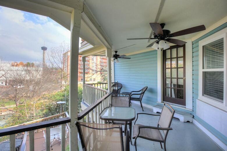 Bed & Breakfast Inn On The Riverwalk