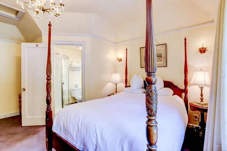 Portland's White House - Bed & Breakfast
