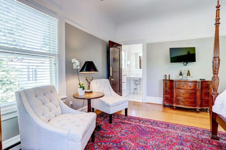 Portland's White House - Bed & Breakfast