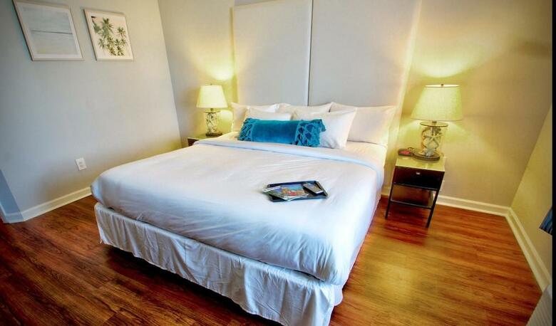 Fort Lauderdale Grand Hotel