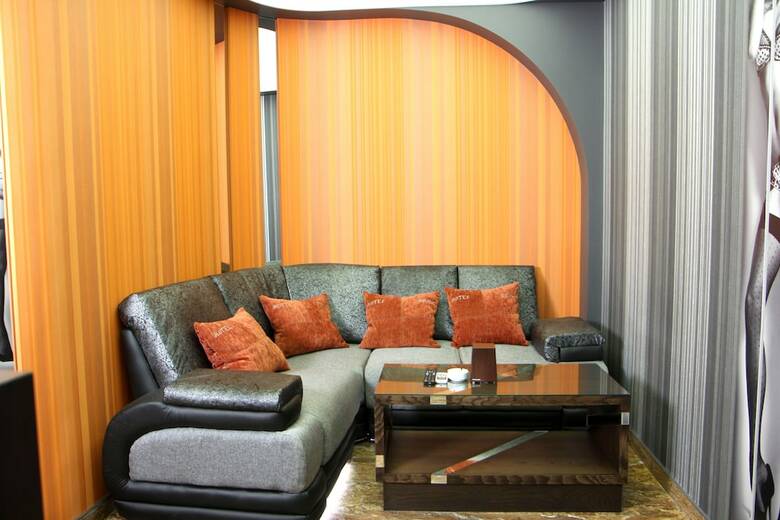 Hotel Roma Yerevan & Tours