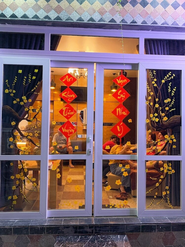 Hoang Trieu Hotel
