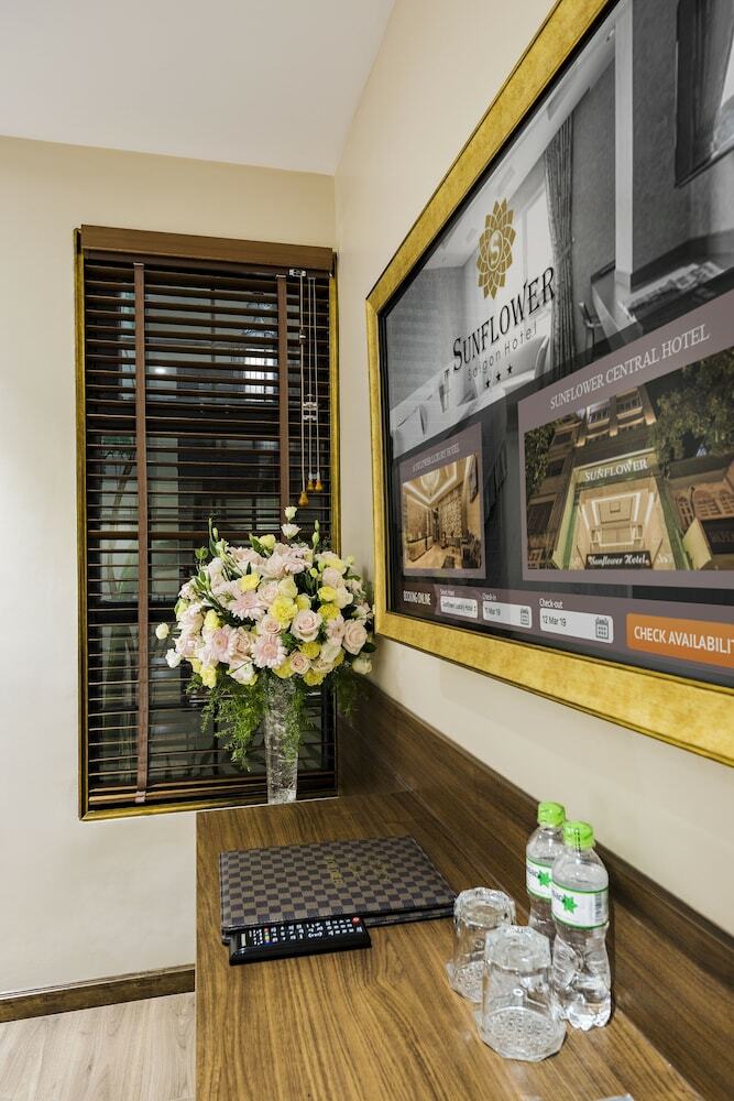 Sunflower Cbq Hotel