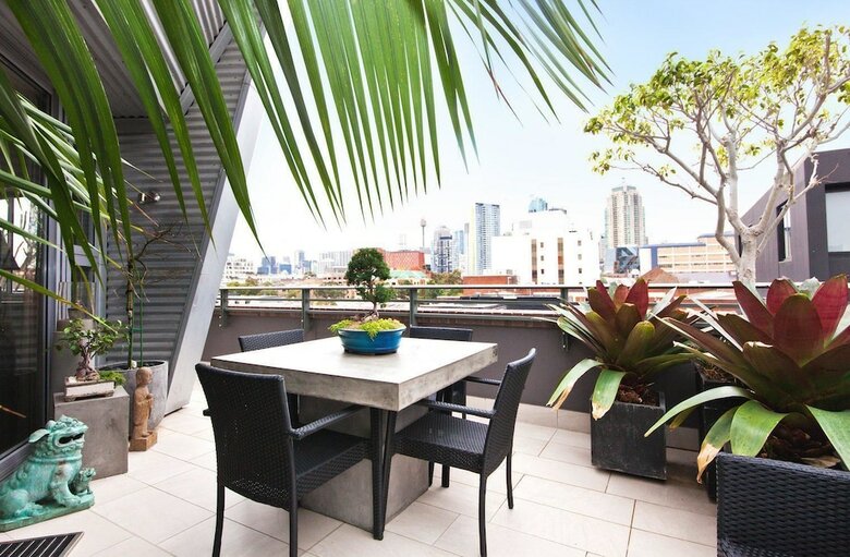 Apartamentos Um616 Sleek Split Level City Oasis In Ultimo