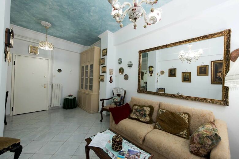 Garden Central Athinian Apartments
