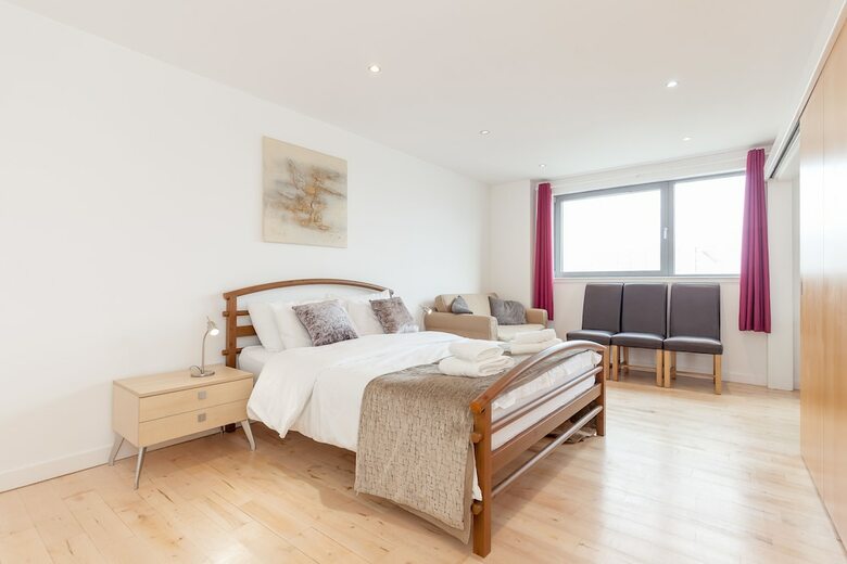 Apartamentos Stylish Penthouse Suite