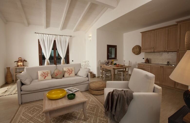 Residencia Punta Falcone Resort