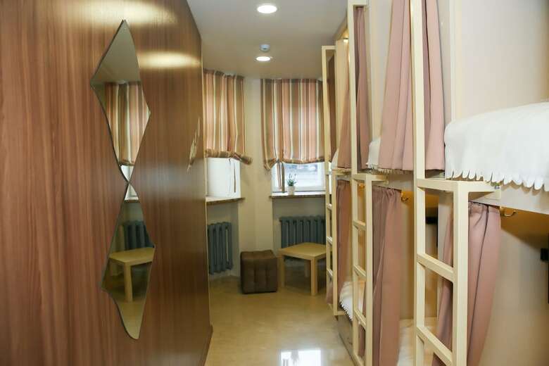 Hostal Kupe Capsule Hotel & Hostel