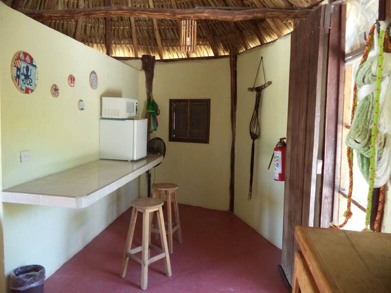 J�alk'ab Caba�as