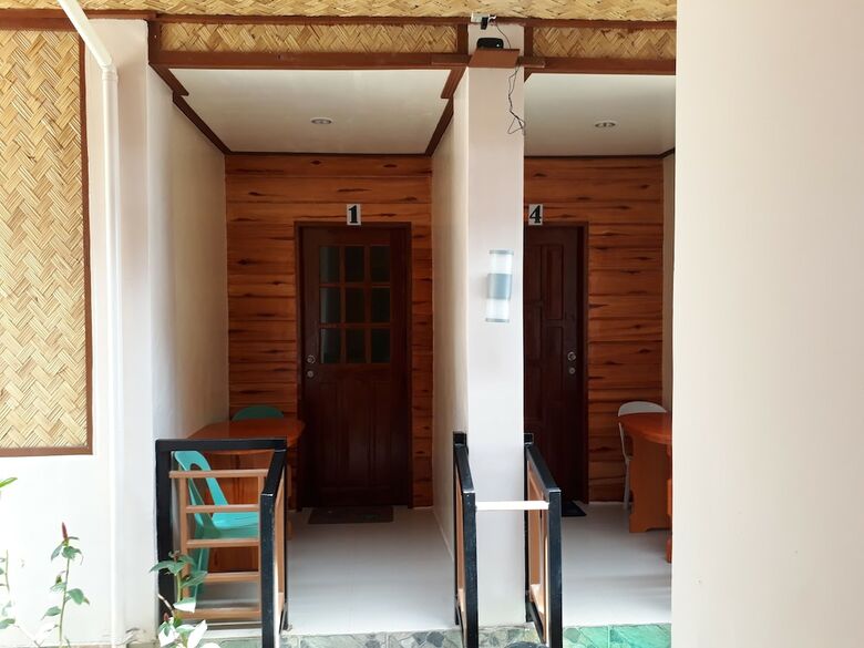 Hotel Palm Bay Beach Cottages