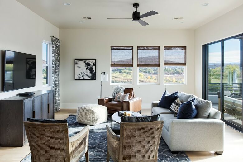 Bloomington Villas