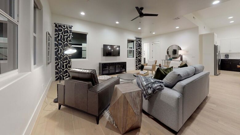 Bloomington Villas