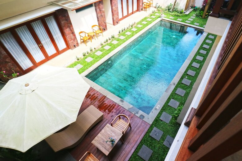 Hotel Toya Villa