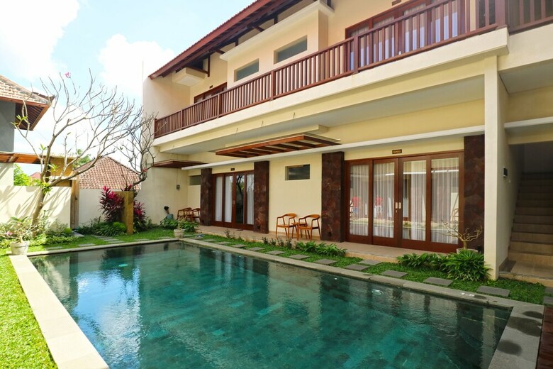 Hotel Toya Villa