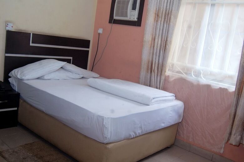 Oasis Green Garden Hotel