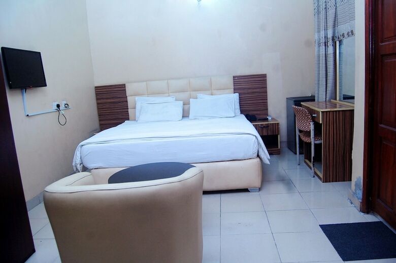 Oasis Green Garden Hotel