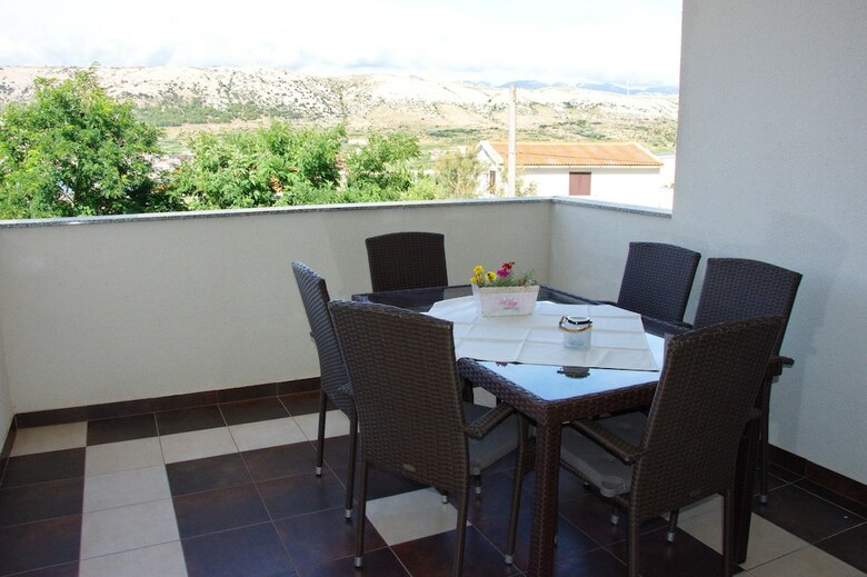 Sv. Jelena Apartments
