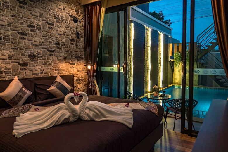 Kg Private Pool Villas Soi Nine