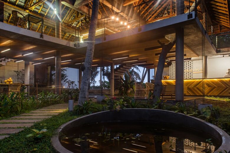 Hotel Lankavatara Ocean Retreat & Spa