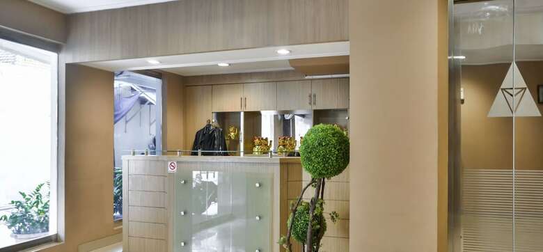 Hotel Zen Rooms Mangga Besar 8