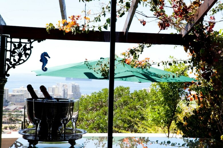 123 Ocean View Drive Apartment