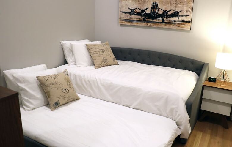 Splendid Two Bedroom Apartment In Back Bay, Boston