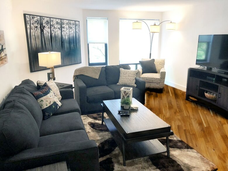 Remarkable One Bedroom Apartment In Back Bay, Boston