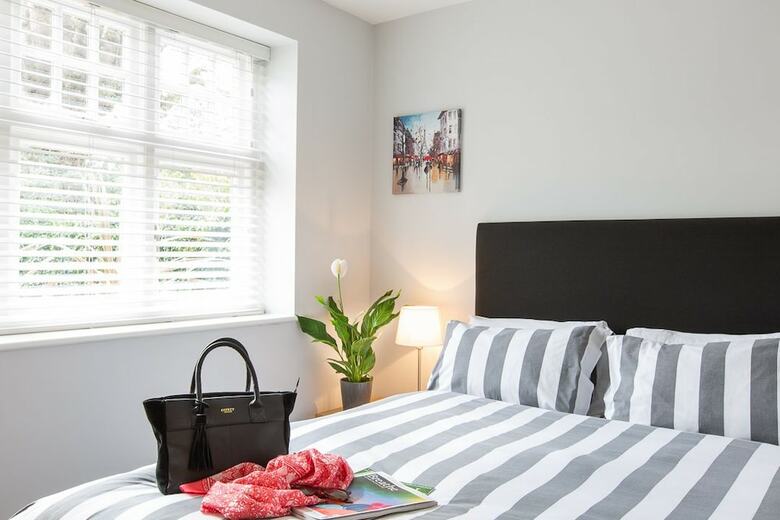 Apartamentos Homefromholme Alban House