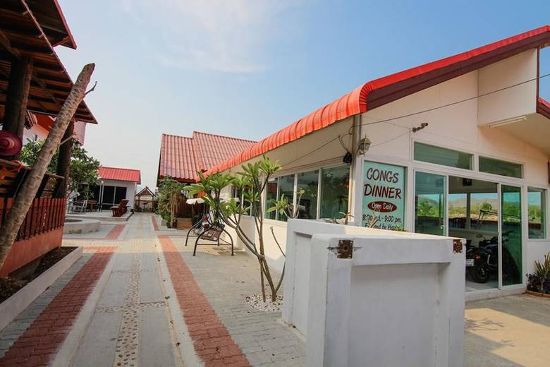 Hotel Cong Carter Muay Thai Camp