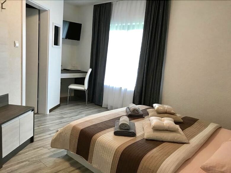 Hotel Guest House Klanfar