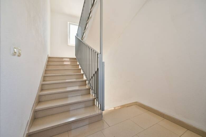 Apartments Maestral