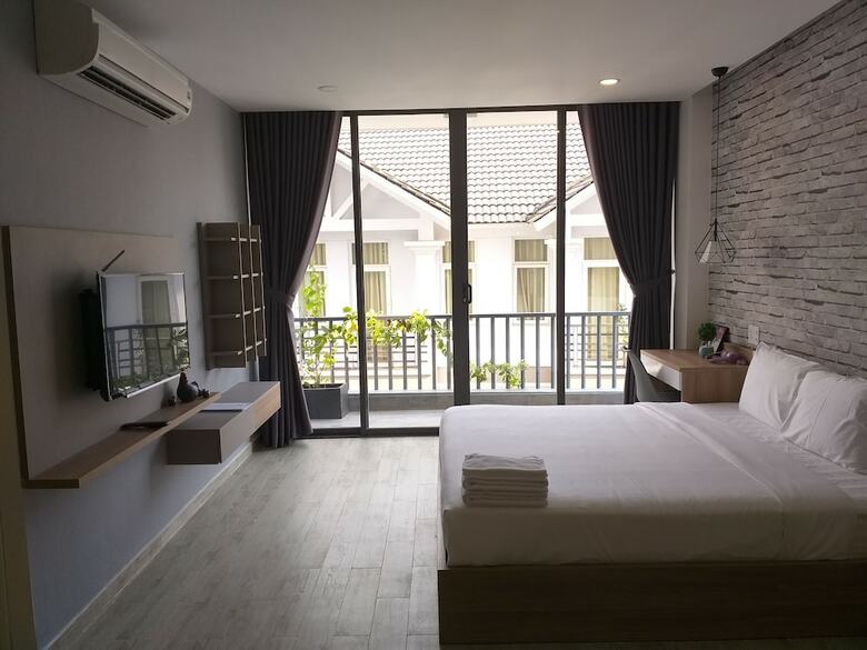 Karta Riverview Apartment