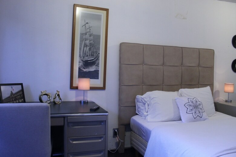 Hotel Golds 227