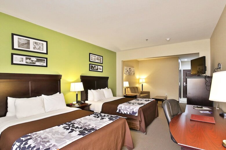 Hotel Sleep Inn & Suites