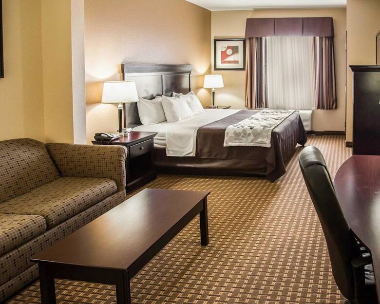 Hotel Sleep Inn & Suites
