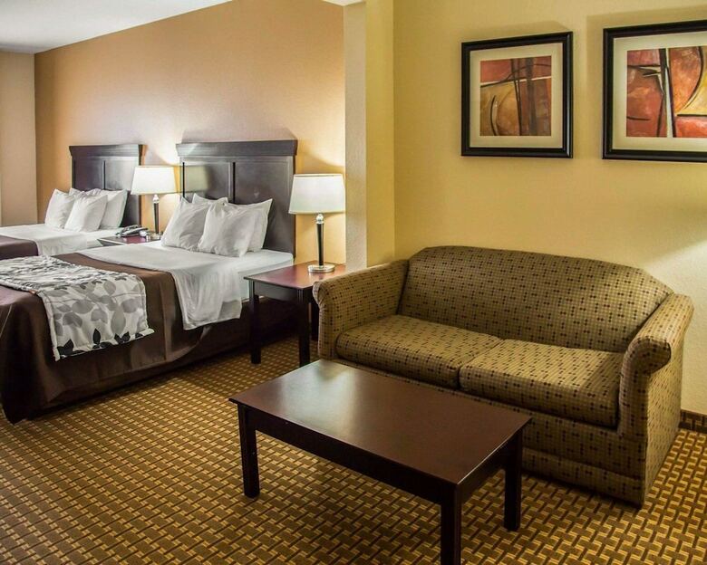 Hotel Sleep Inn & Suites
