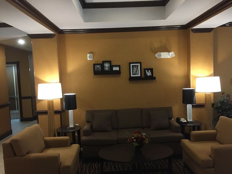 Hotel Sleep Inn & Suites