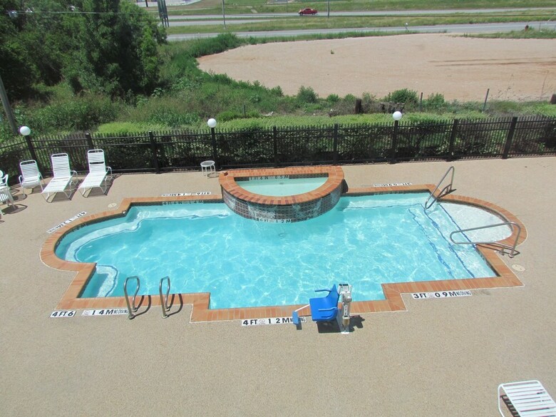 Hotel Sleep Inn & Suites