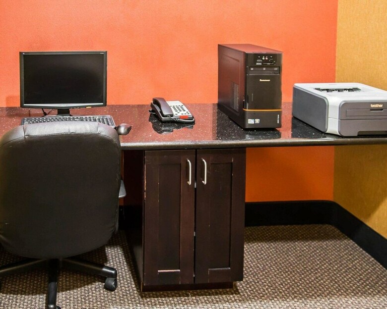 Hotel Sleep Inn & Suites