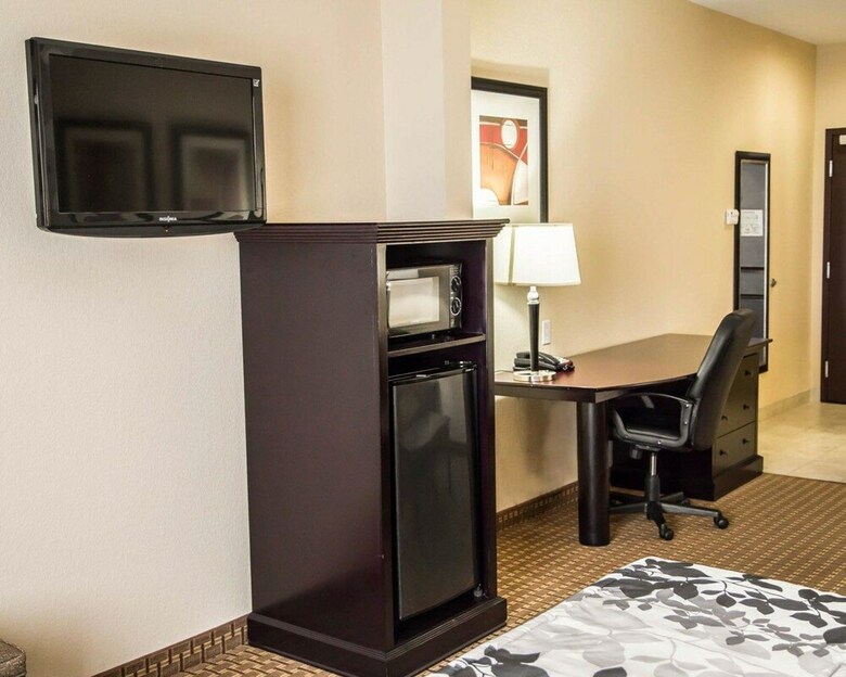 Hotel Sleep Inn & Suites