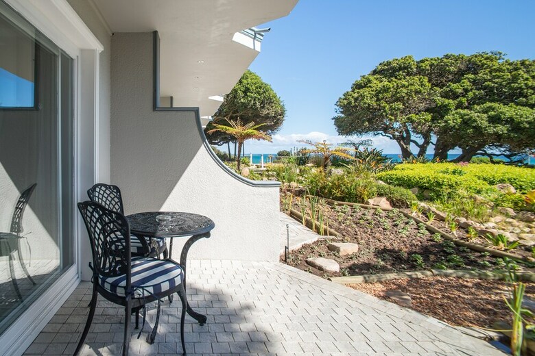 Hotel Ocean View House