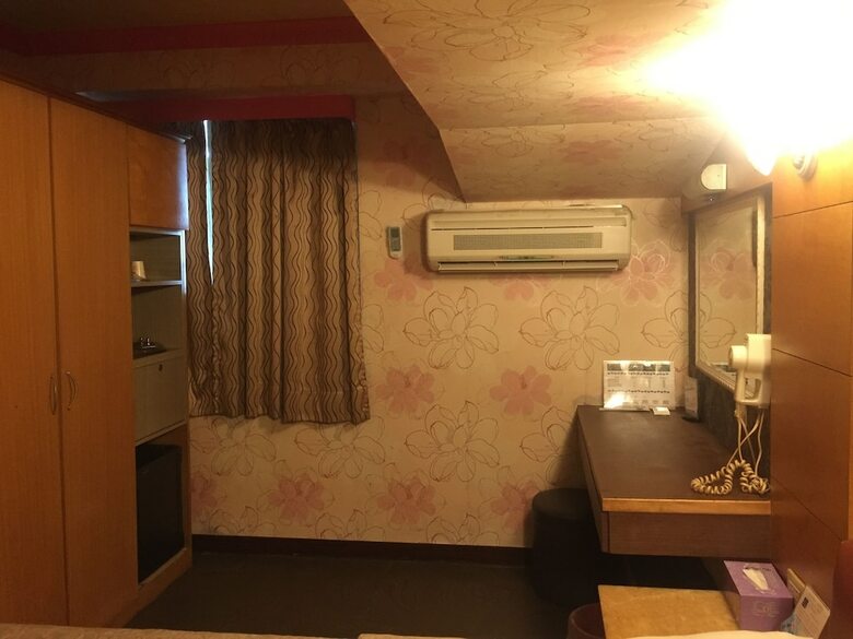 Li Ti Hotel