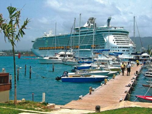 Apartamentos Yacht Club Days