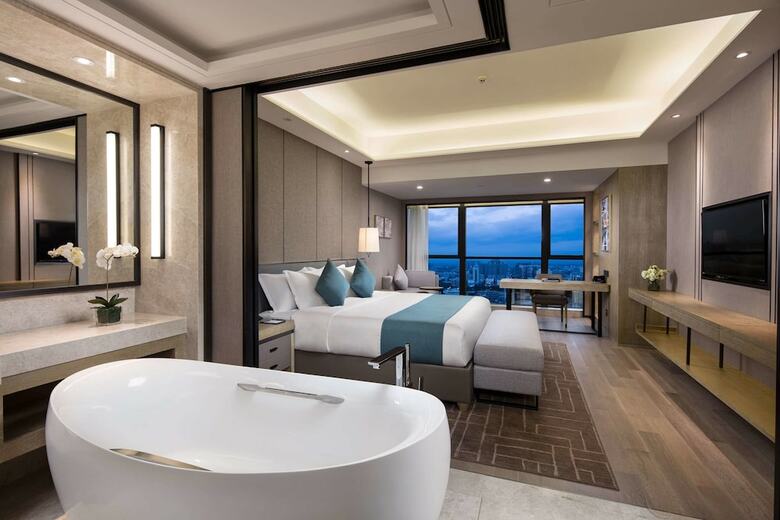 Hotel Wyndham Grand Maoming
