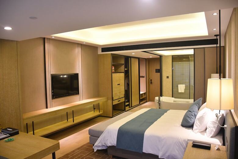 Hotel Wyndham Grand Maoming