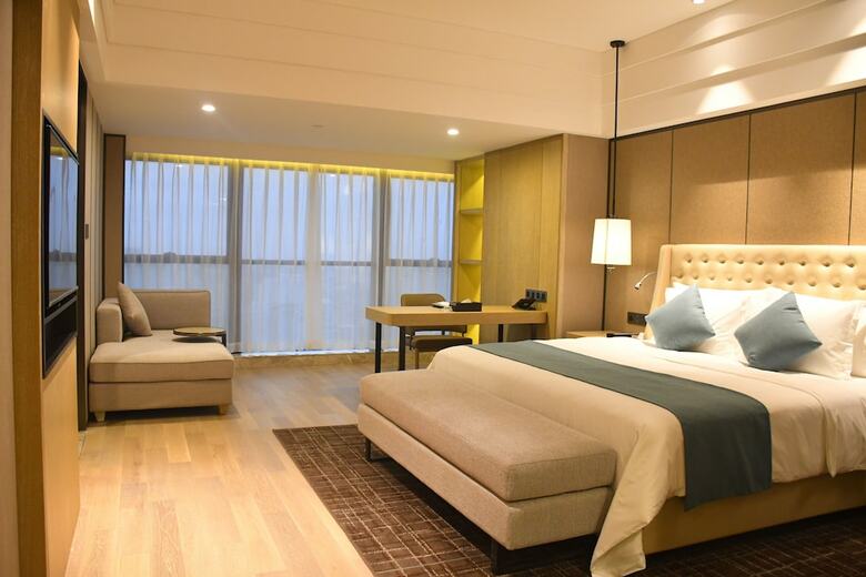 Hotel Wyndham Grand Maoming