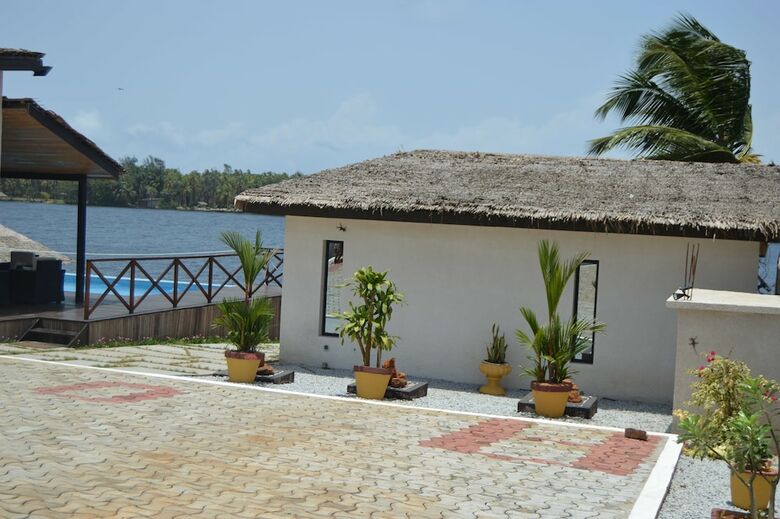 Villa Assinie Bord De Lagune