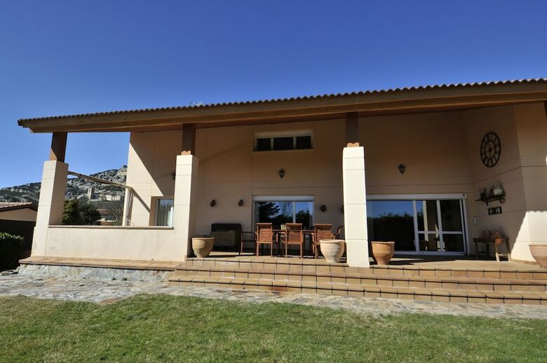 Agroturismo Casa Rural La Monj�a