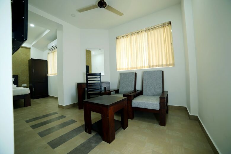 Beachway Hotel